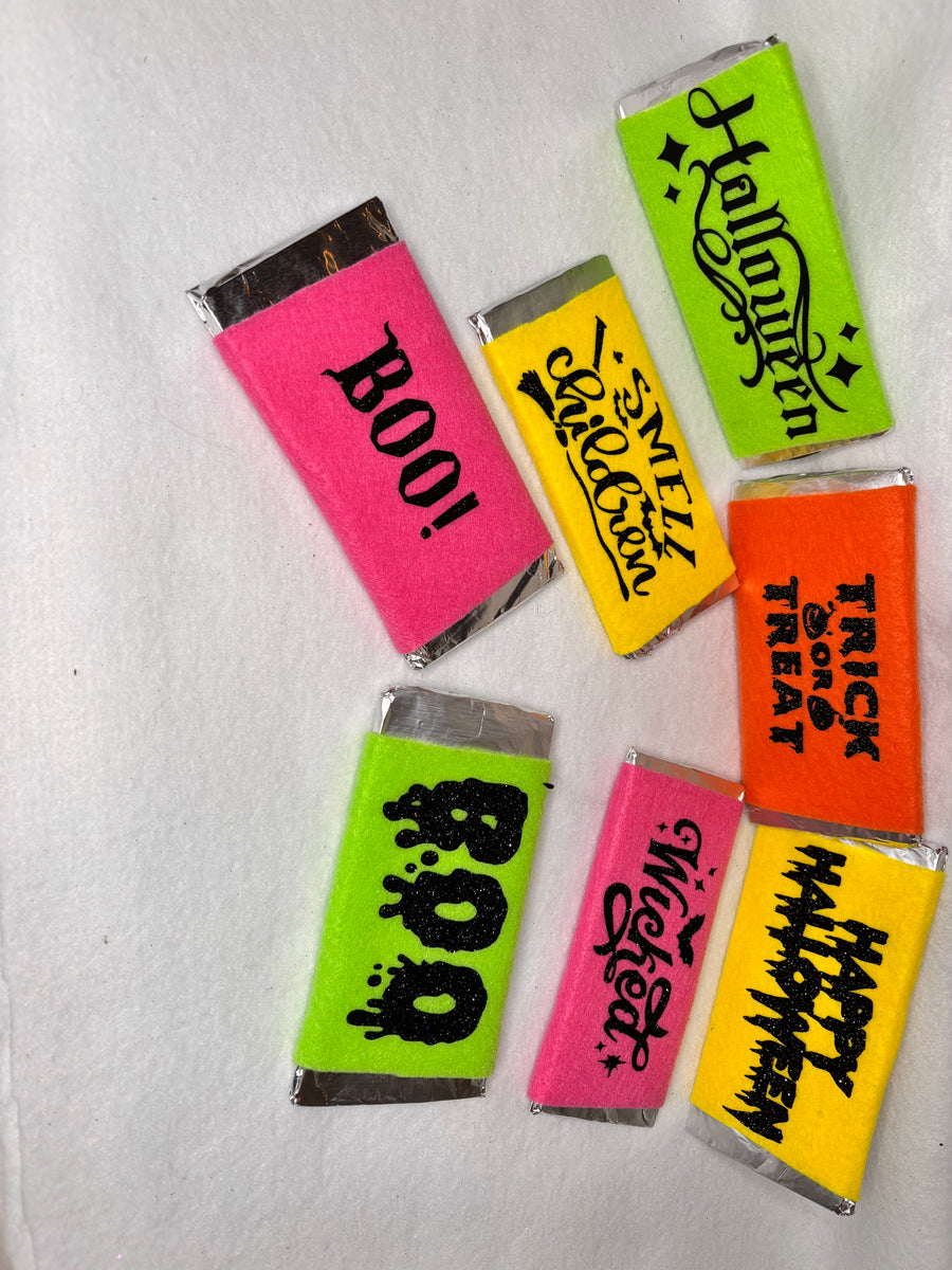 Felt Halloween Candy Bar: Black Foil, Tiered Tray Decor